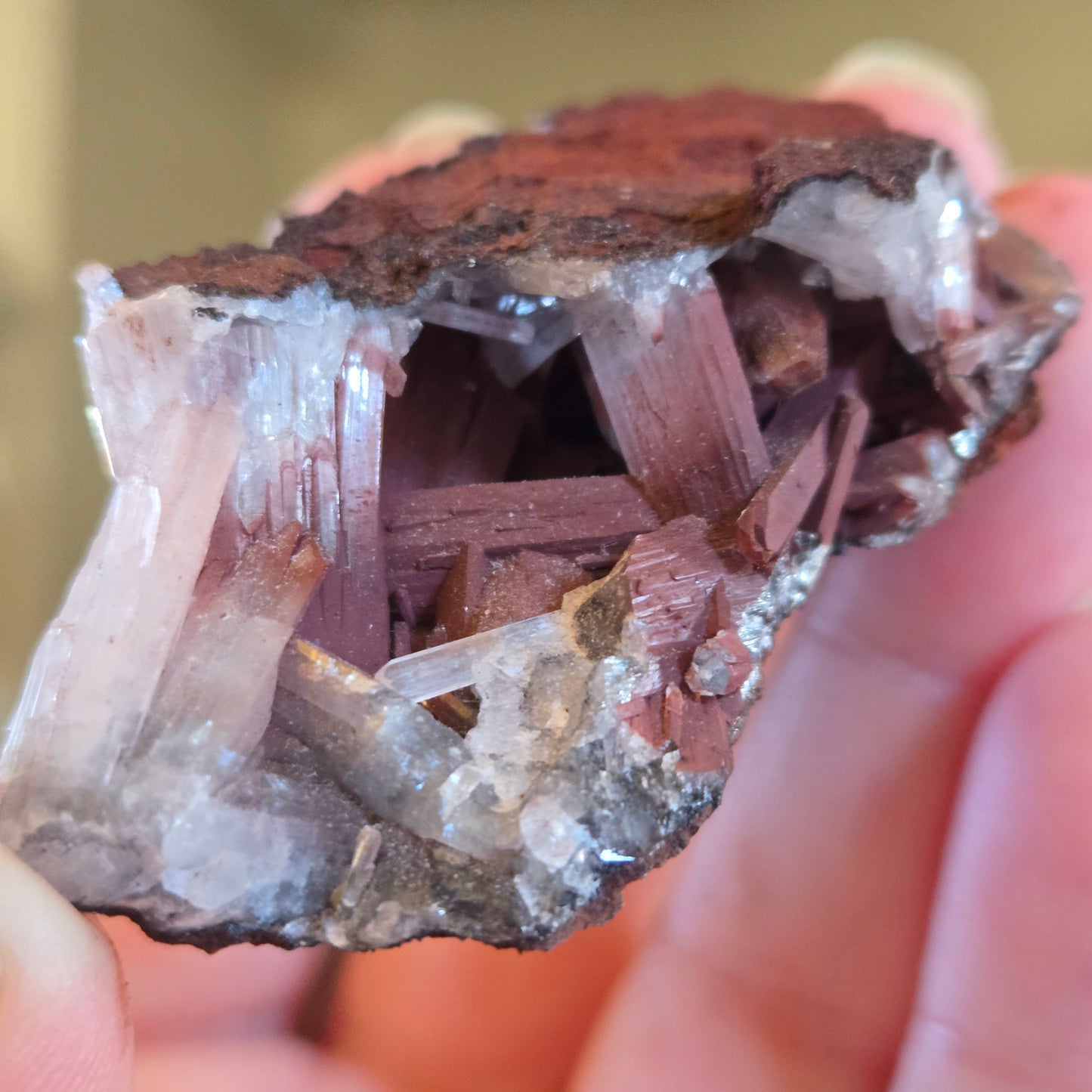 Hematite encrusted quartz portal